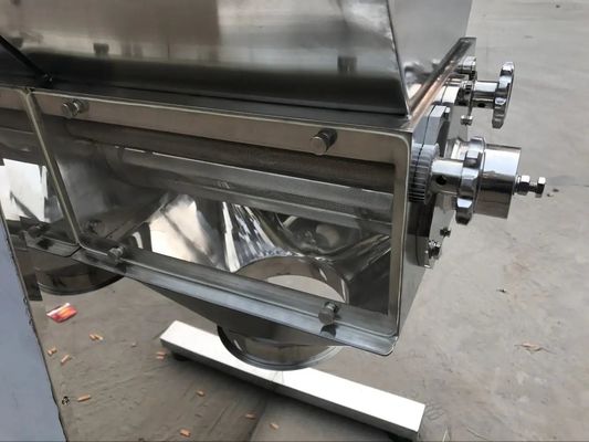 100kg / H-1000kg / h Maszyna do granulacji na sucho Granulator oscylacyjny typu Yk